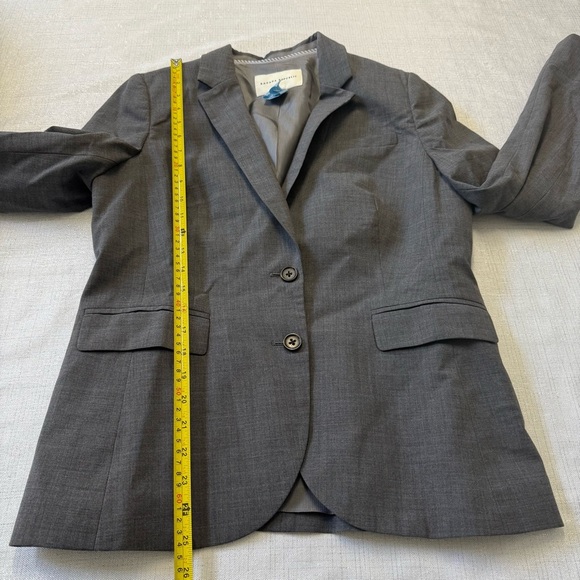 Banana Republic Women's Wool Stretch Blazer Gray Size 12 Peak Lapel 2 Buttons - Picture 3 of 7